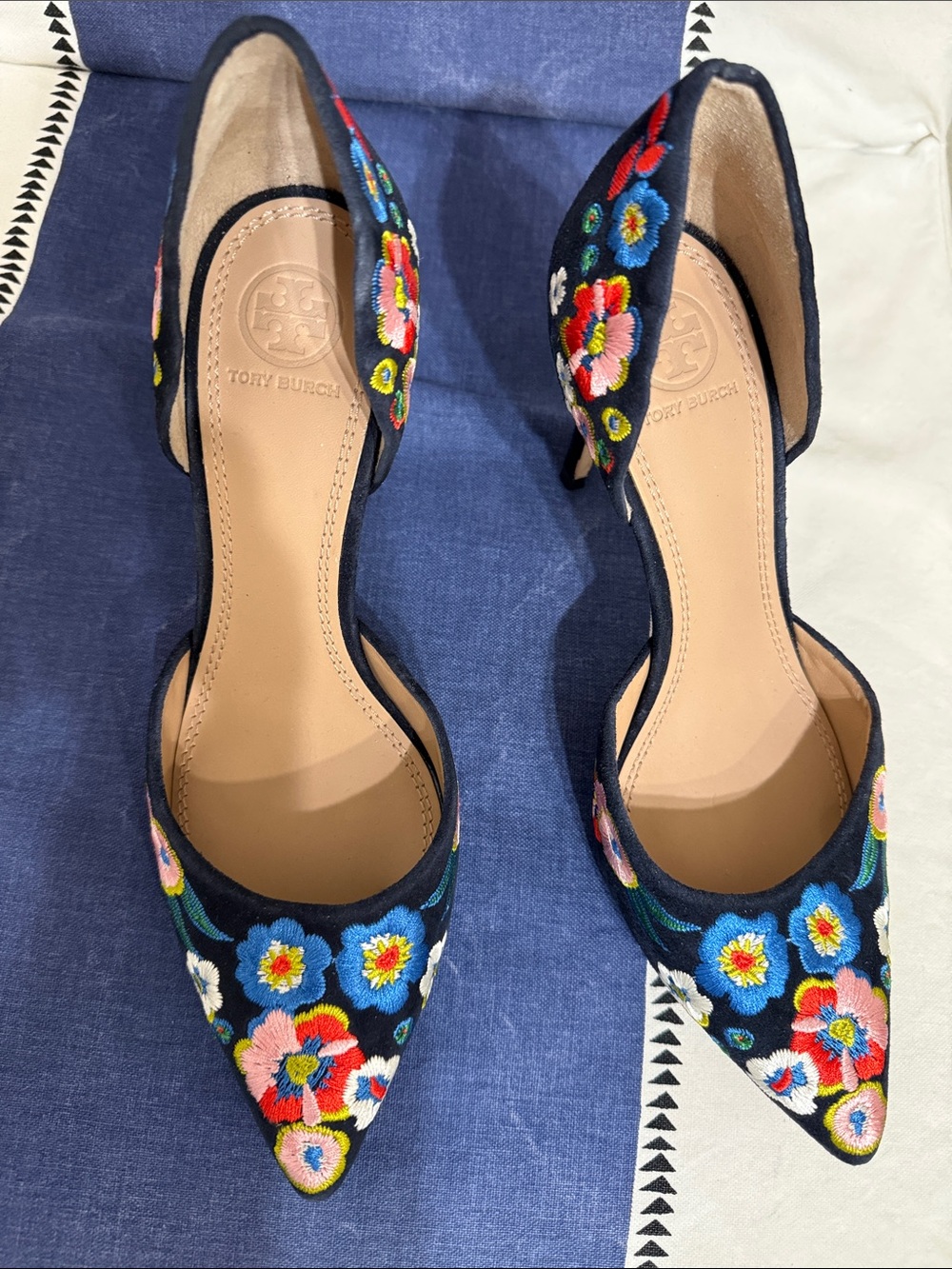 Tory Burch Navy Pointed-Toe D'Orsay Heels with Multicolor Floral Embroidery - Picture 4 of 7
